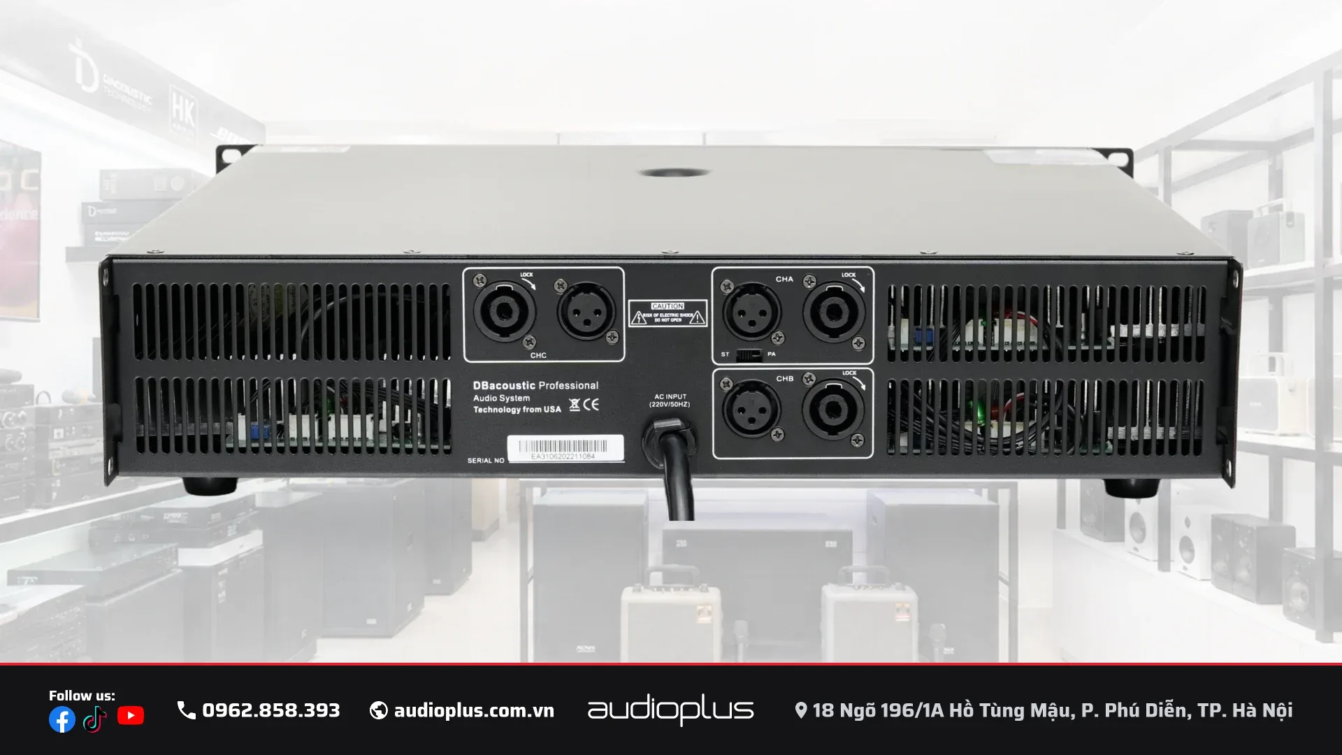 Mặt sau DBACOUSTIC EA3106 với ba cụm XLR và Speakon cho kênh CHA, CHB, CHC