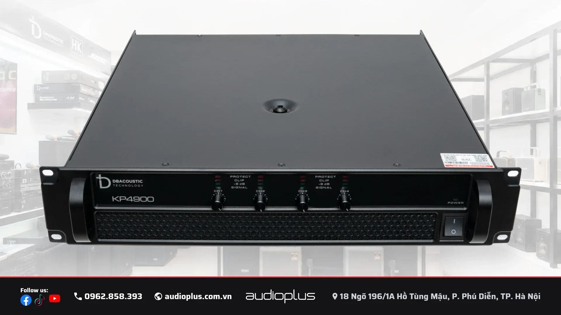 Quạt cảm biến nhiệt, ngõ ra Speakon NL4 và cầu chì trên mặt sau DBACOUSTIC KP4900
