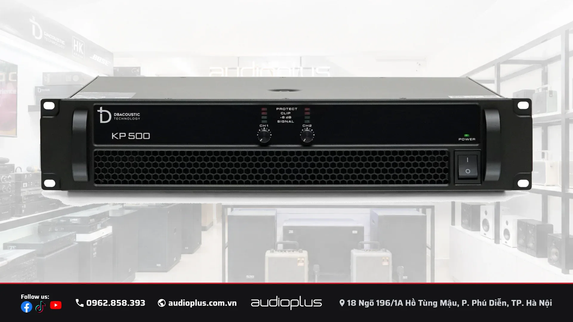 Mặt trước DBACOUSTIC KP500 với núm CH1, CH2 và dãy đèn SIGNAL, CLIP, PROTECT
