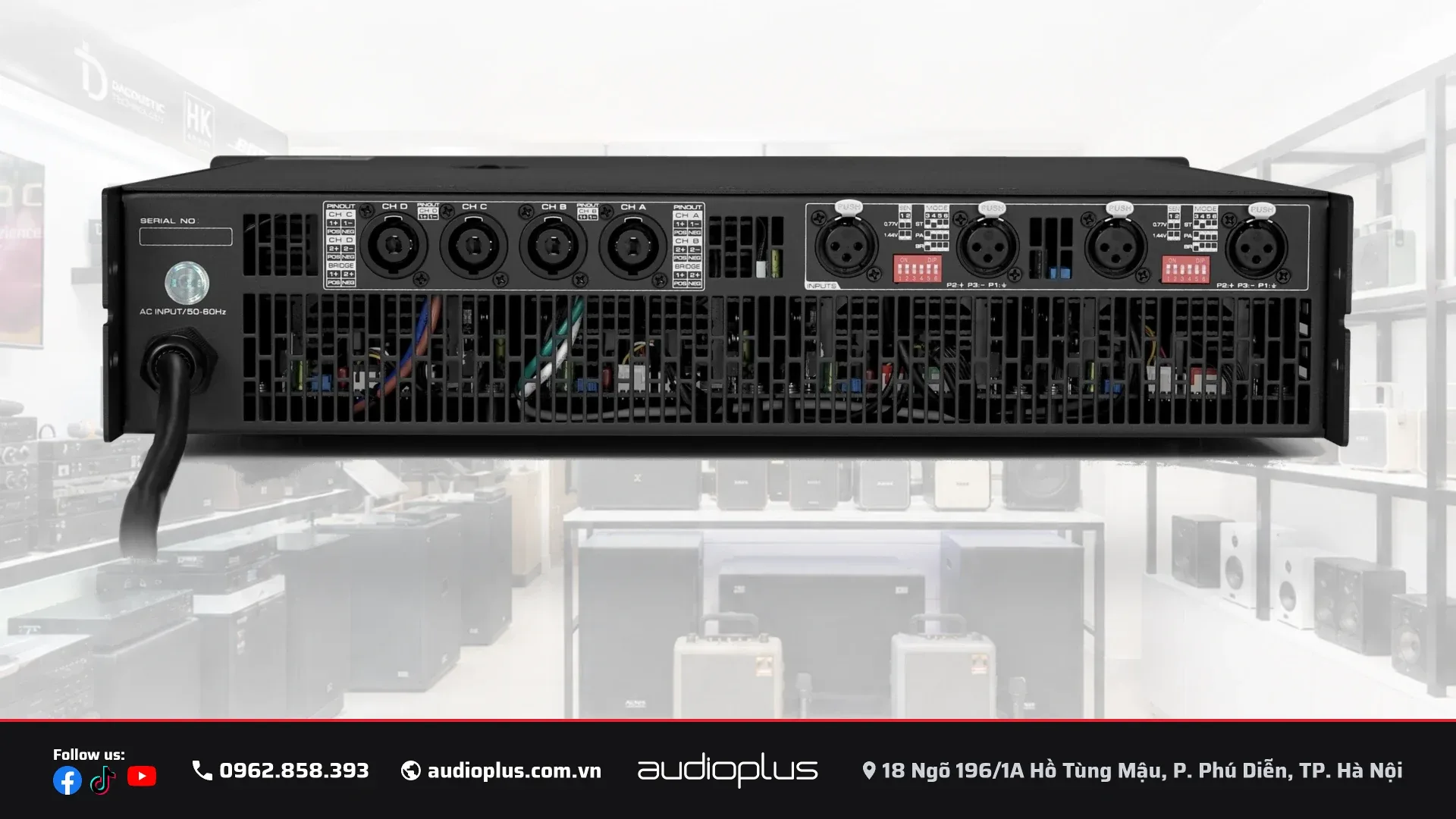 Mặt sau DBACOUSTIC T4.22 với 4 ngõ XLR, cụm DIP chọn chế độ và 4 cổng Speakon NL4