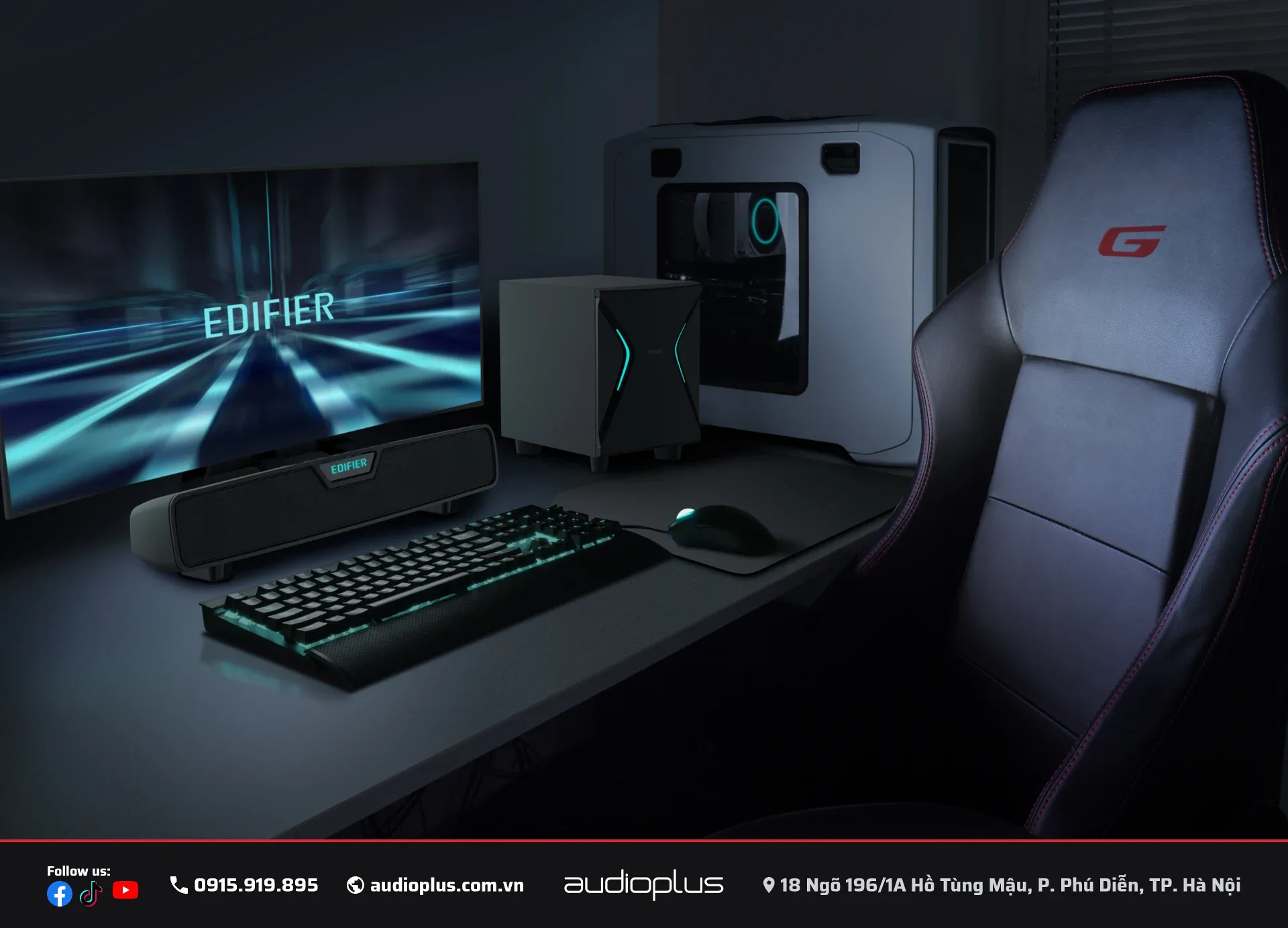 Dàn loa gaming EDIFIER G7000 cạnh ghế gaming có chữ G